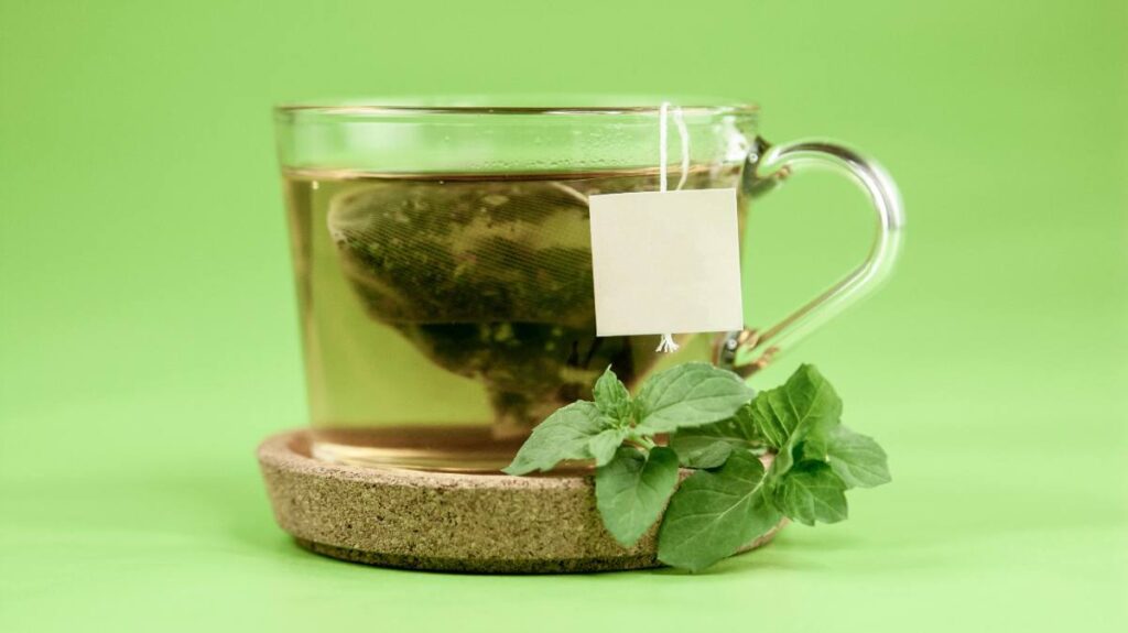 Tulsi, Adrak Aur Honey Kadha